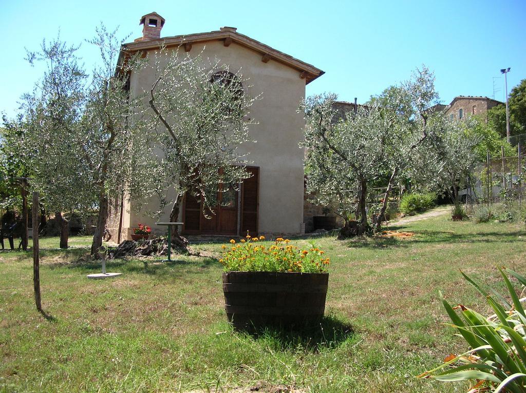 Casa Vacanze Porta Vecchia Montalcino Szoba fotó